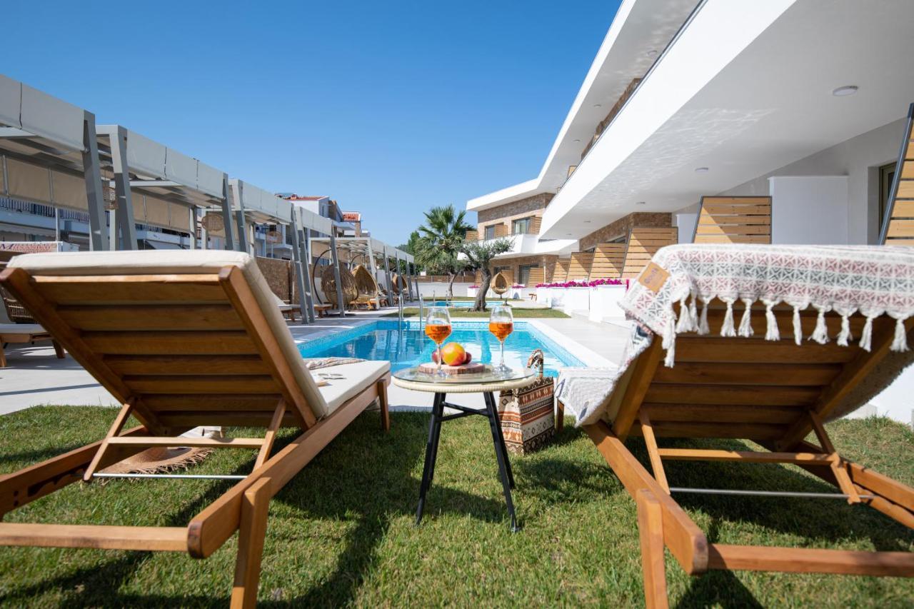 Imagine Luxury Suites Nikiti  Bagian luar foto