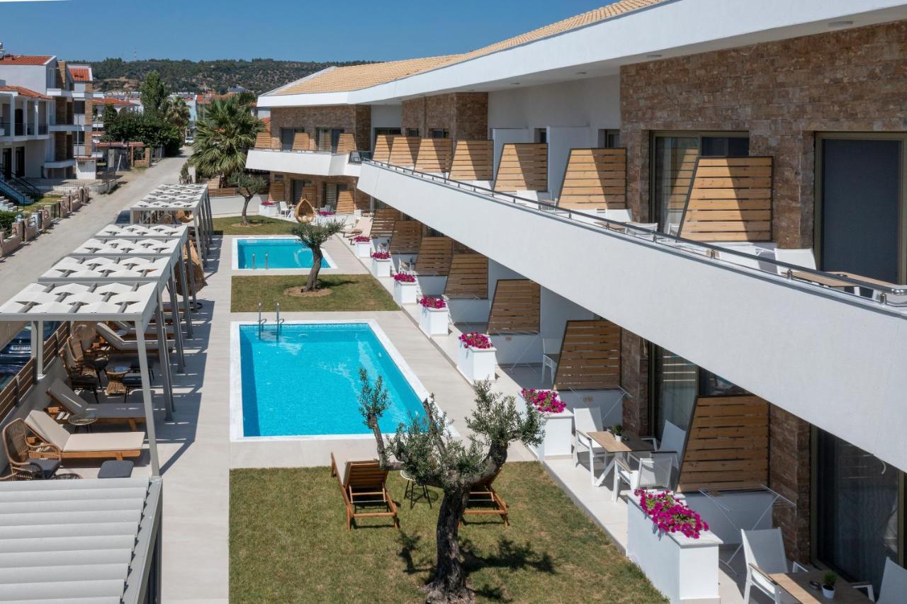 Imagine Luxury Suites Nikiti  Bagian luar foto