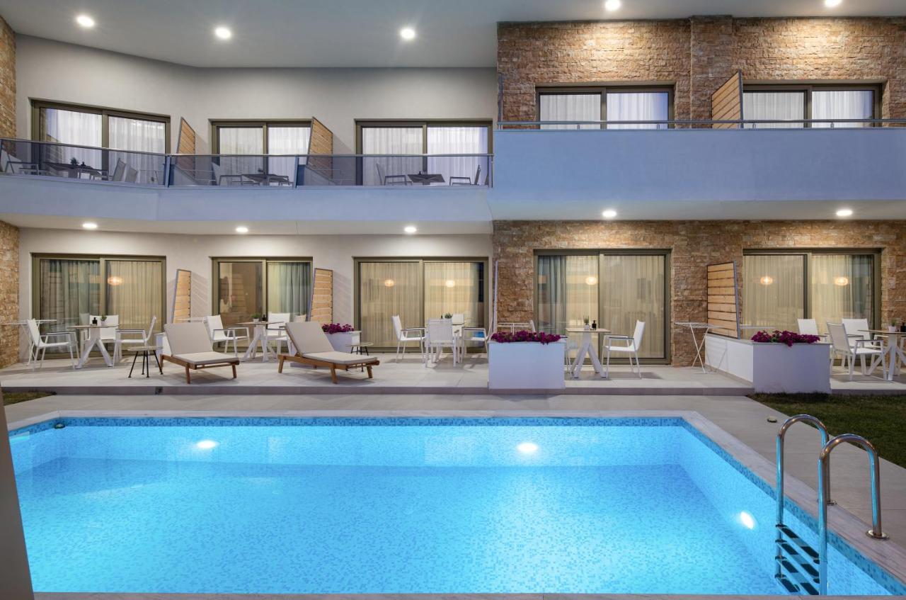 Imagine Luxury Suites Nikiti  Bagian luar foto
