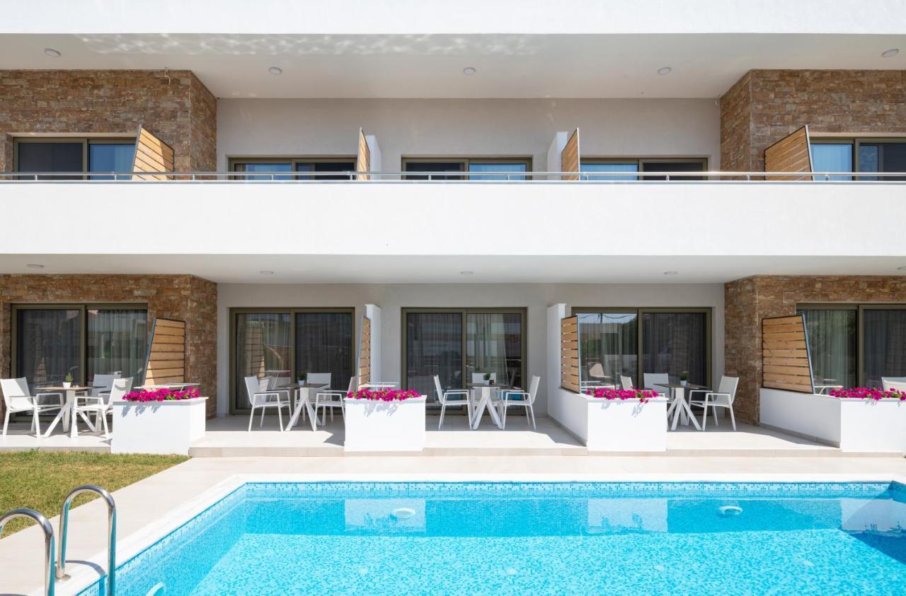 Imagine Luxury Suites Nikiti  Bagian luar foto