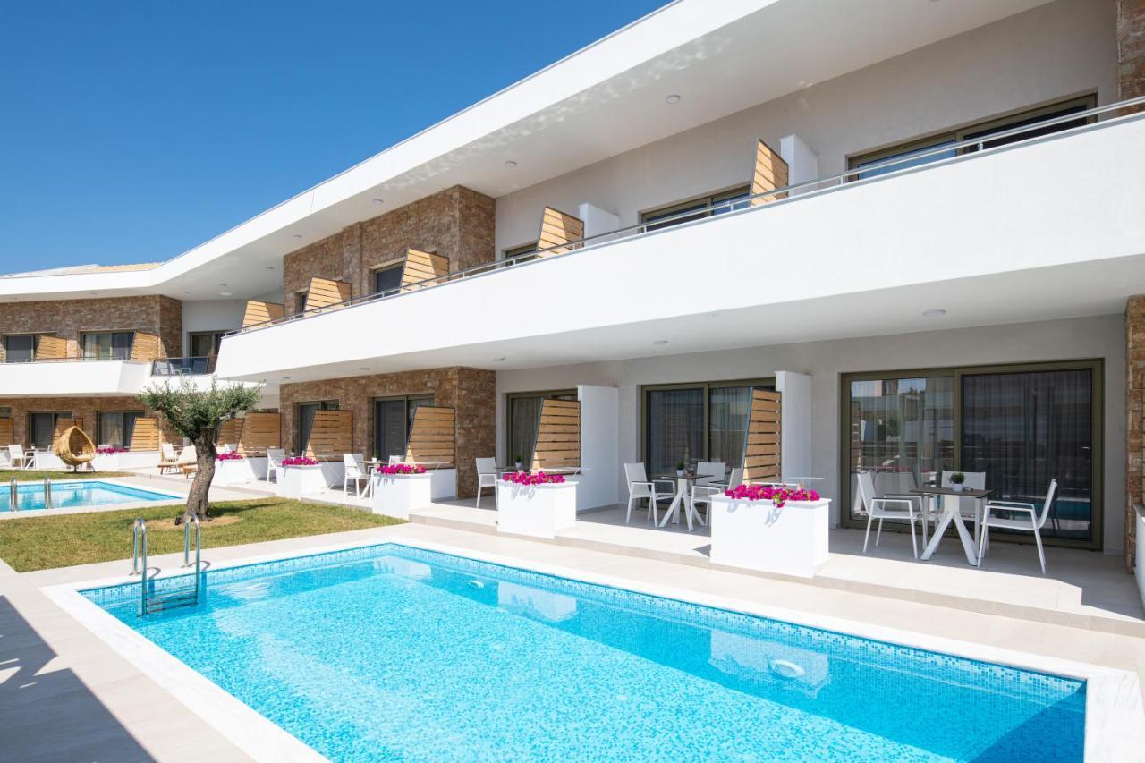 Imagine Luxury Suites Nikiti  Bagian luar foto