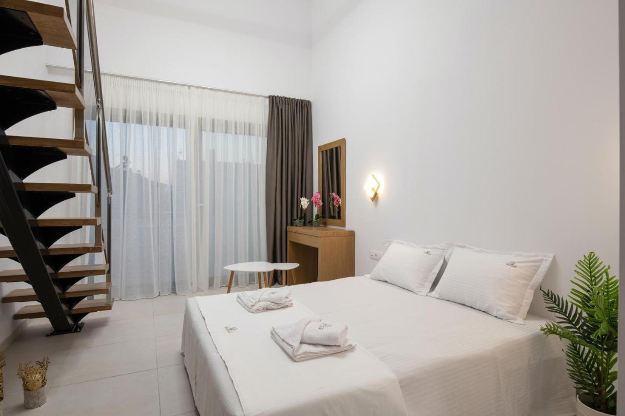 Imagine Luxury Suites Nikiti  Bagian luar foto