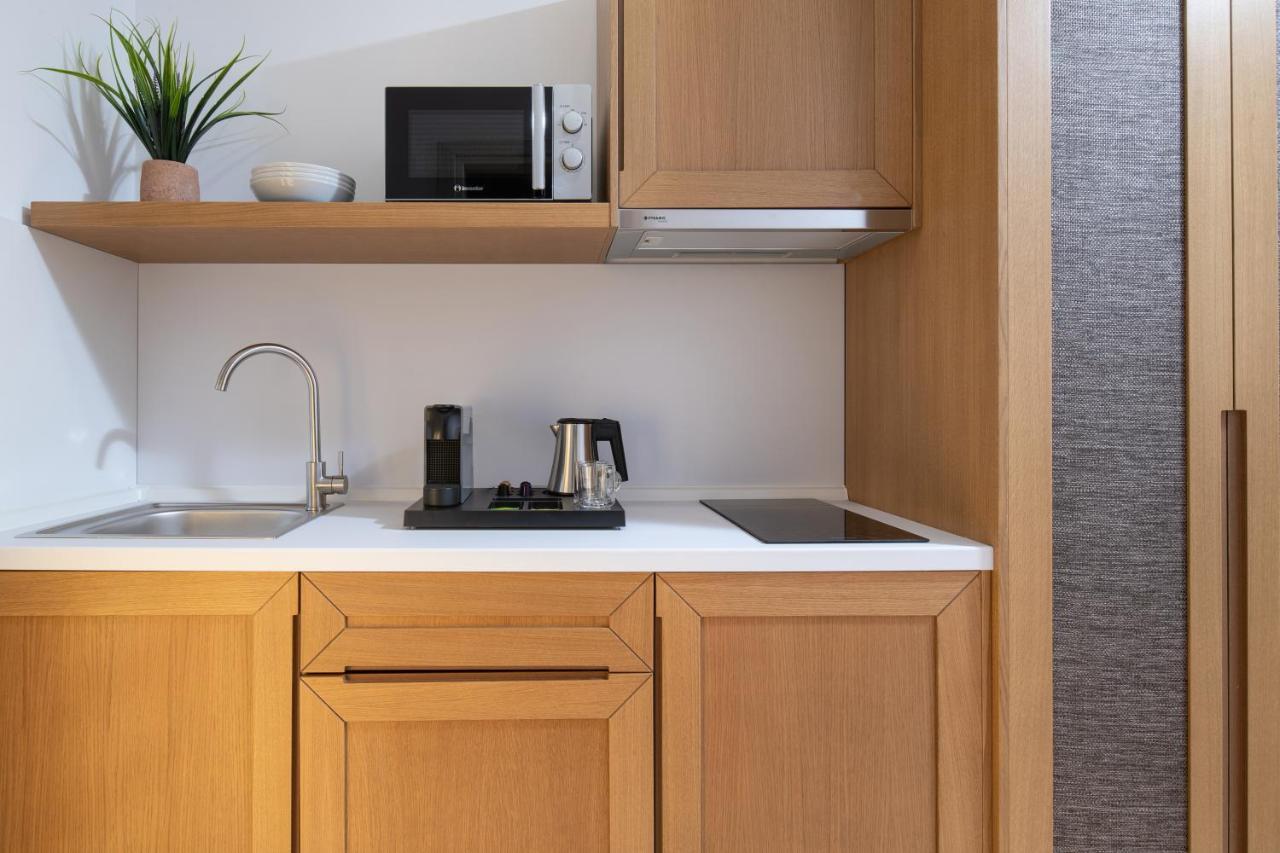 Imagine Luxury Suites Nikiti  Bagian luar foto