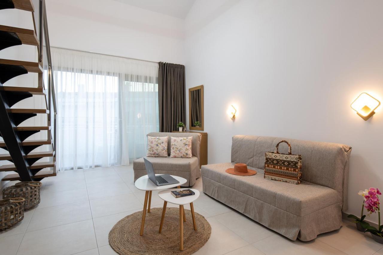 Imagine Luxury Suites Nikiti  Bagian luar foto